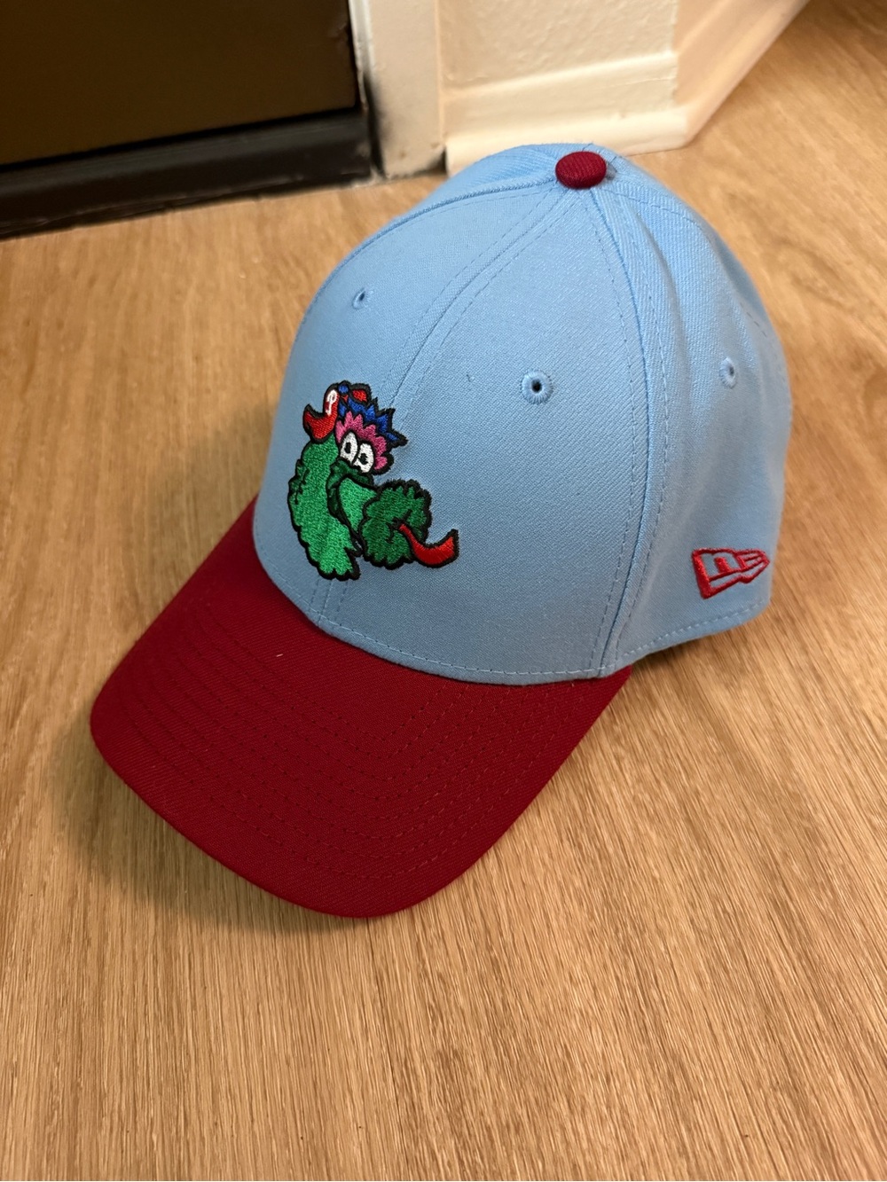 NWOT New Era Philadelphia Phillies Phillie Phanatic Snapback Hat